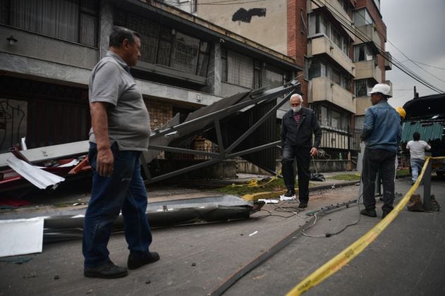 En imágenes: daños en el barrio San Luis tras fuertes vendevales en Bogotá