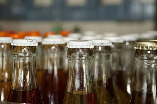 De las bebidas, 27 reportan en su etiqueta azúcares diferentes a los encontrados en el laboratorio y 13 contienen glutamato monosódico no reportado en la etiqueta.  / Pixabay