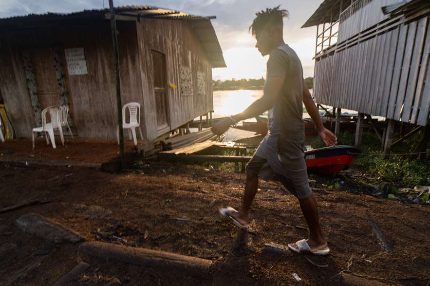 Chocó es el departamento del país con mayor número de habitantes confinados por la guerra. 33.280 según datos la Oficina para Asuntos Humanitarios de las Naciones Unidas.