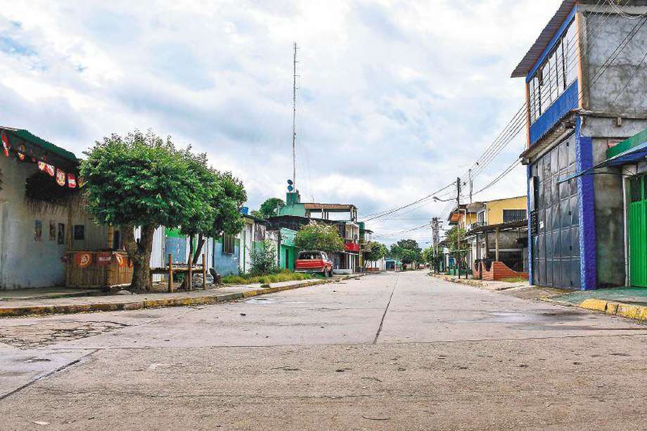 La Victoria, un pueblo fronterizo de Apure (Venezuela), en donde desde hace varias semanas hay enfrentamientos armados. / AFP 