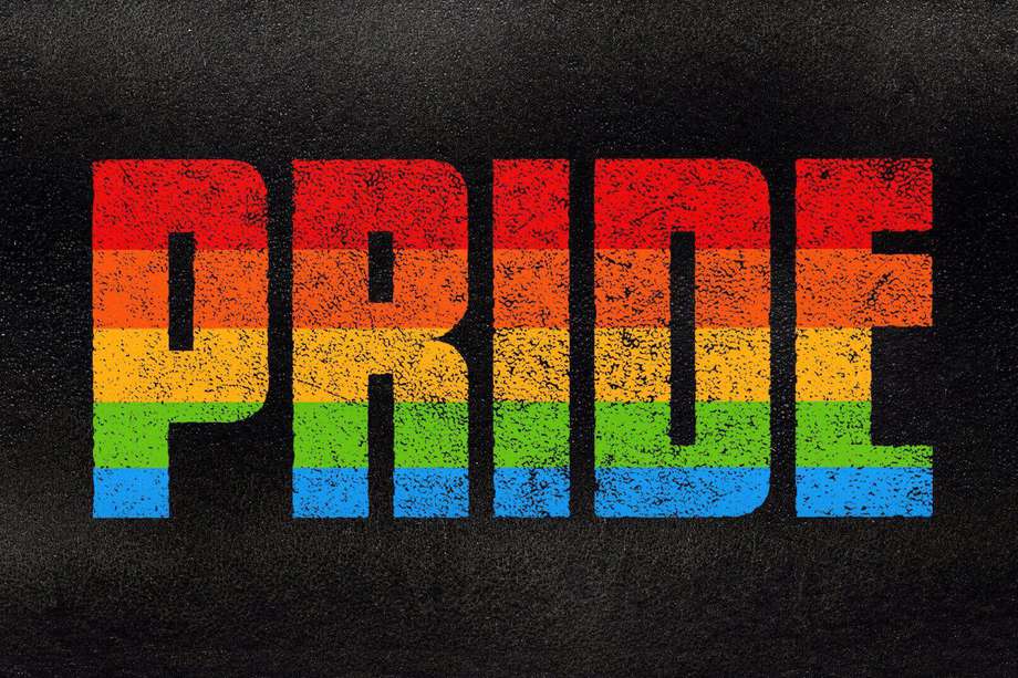 La serie "Pride" comienza con la persecución del FBI a las personas homosexuales durante la década de 1950.