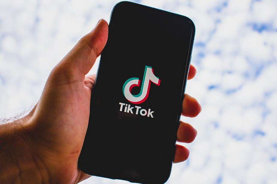 La versión de TikTok para menores de 13 años no permite publicar videos ni comentar los que son publicados por otros.