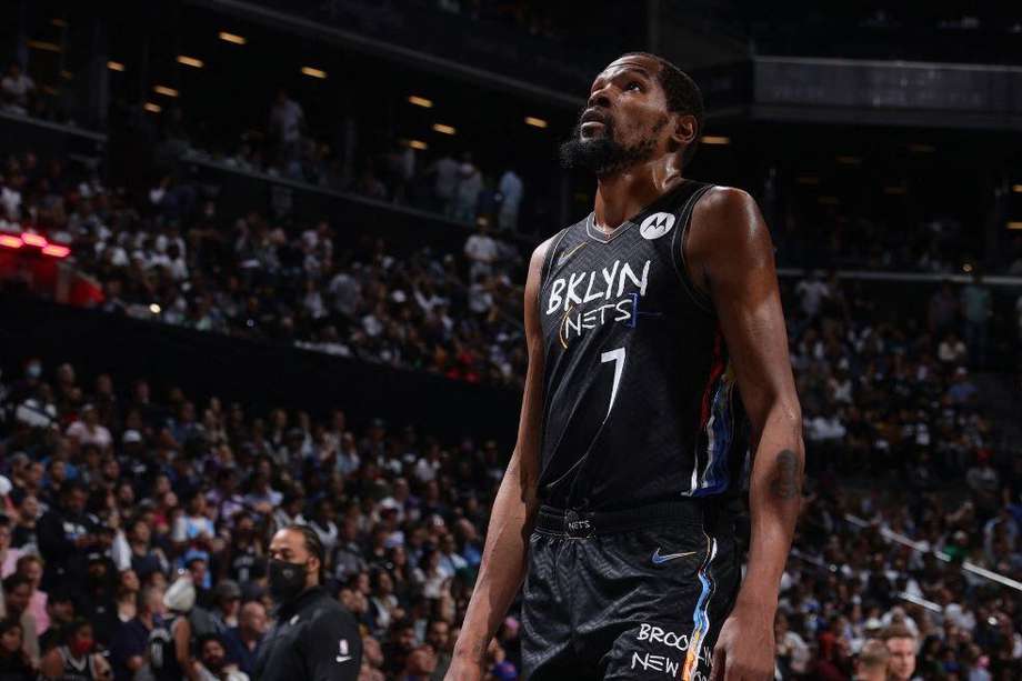Durant lideró la remontada de los Nets contra los Bucks.