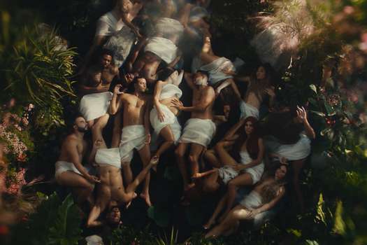 Romeo Santos anunció que será padre con este sensual video