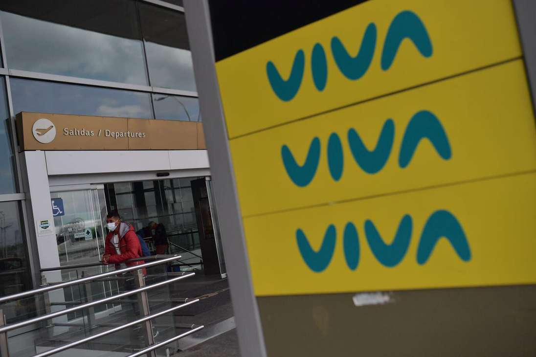 Este martes 28 de febrero la aerolínea Viva Air anunció la suspensión de sus operaciones con efecto inmediato.