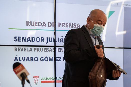 Carlos Antonio Lozada reveló 11 mensajes cruzados entre integrantes del secretariado de Farc en su momento que confirmarían la autoría de la guerrilla en el magnicidio de Gómez Hurtado.