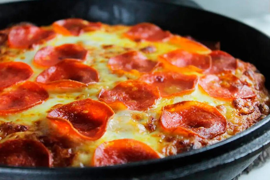 ¿Sin tiempo para cocinar? Prepara esta receta de pizza en microondas en 10 minutos