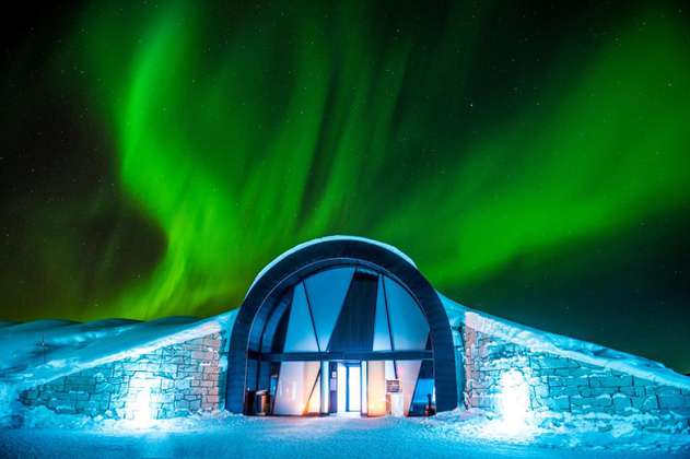 Iglús y hoteles de hielo: cinco impresionantes experiencias bajo cero