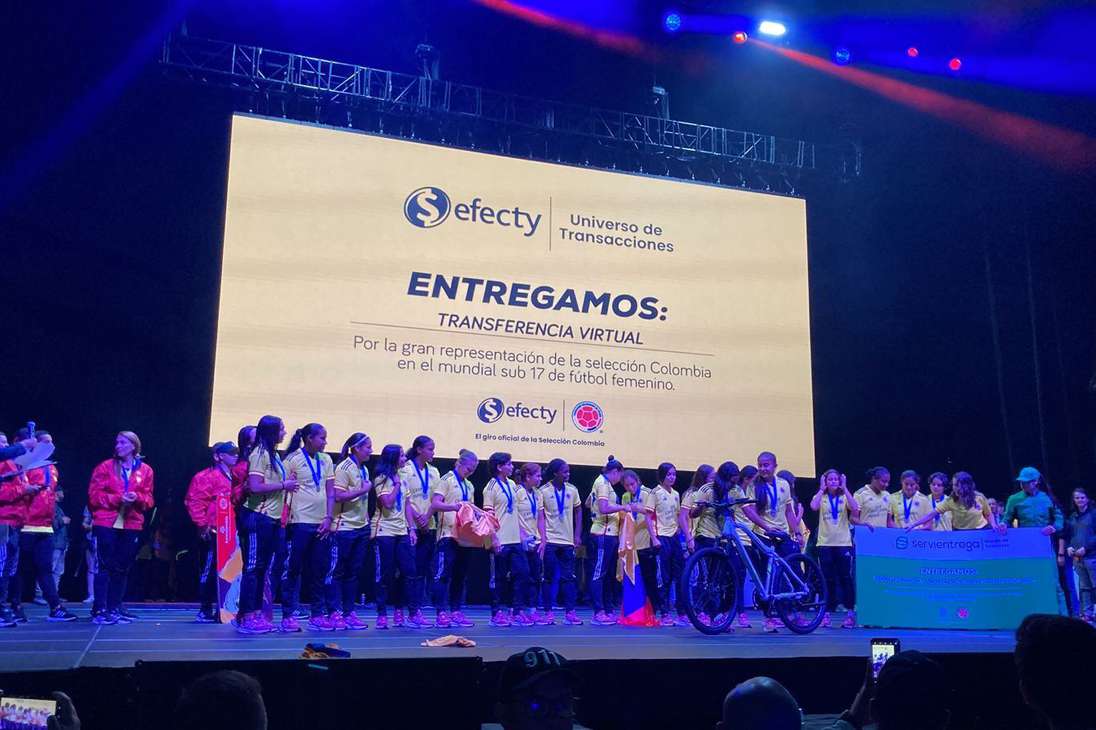 Además del reconocimiento económico entregado por el Gobierno, Efecty dio premios a las jugadoras. BetPlay, Homecenter, Movistar y Adidas también hicieron parte de otras compensaciones.