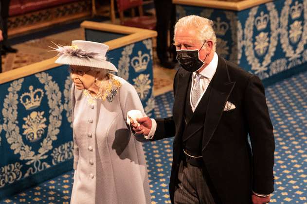 Reina Isabel II no dará el discurso del trono y estará a cargo el príncipe Carlos