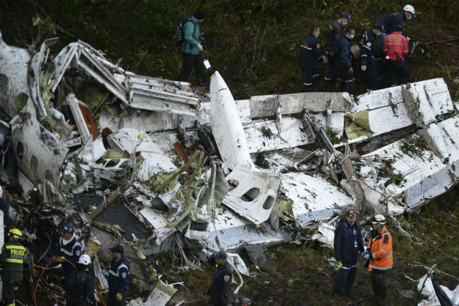 El vuelo 2933 de LaMia se estrelló en el cerro El Gordo, muy cerca a Medellín. El avión y los sueños de quienes viajaron terminaron en una tragedia que nunca se olvidará. 
