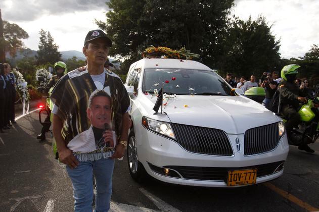 El entierro de Darío Gómez terminó en disturbios y con presencia del ESMAD