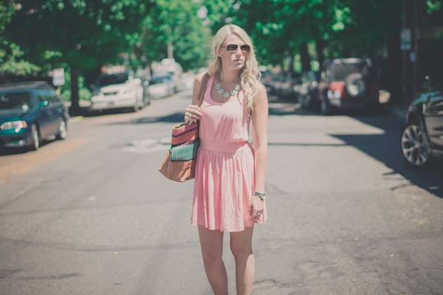 5 formas de adaptar tus vestidos de verano al clima templado o frío