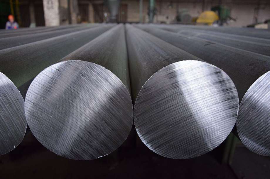El aluminio disponible para retiro en los almacenes de la Bolsa de Metales de Londres se desplomó a un mínimo histórico.