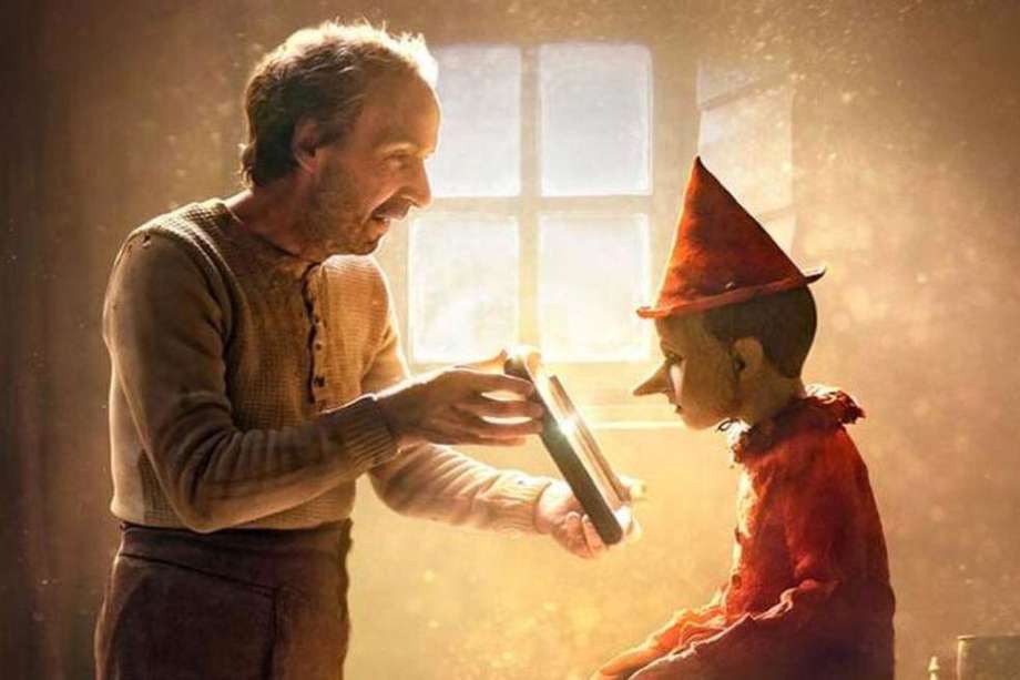 A Roberto Benigni, quien encarna a Geppetto en esta versión de "Pinocho", le interesó que Garrone quisiera hacer un Pinocho universal siguiendo a Carlo Collodi, que no escribió para niños a pesar de que le hubieran publicado la novela en un semanario infantil.