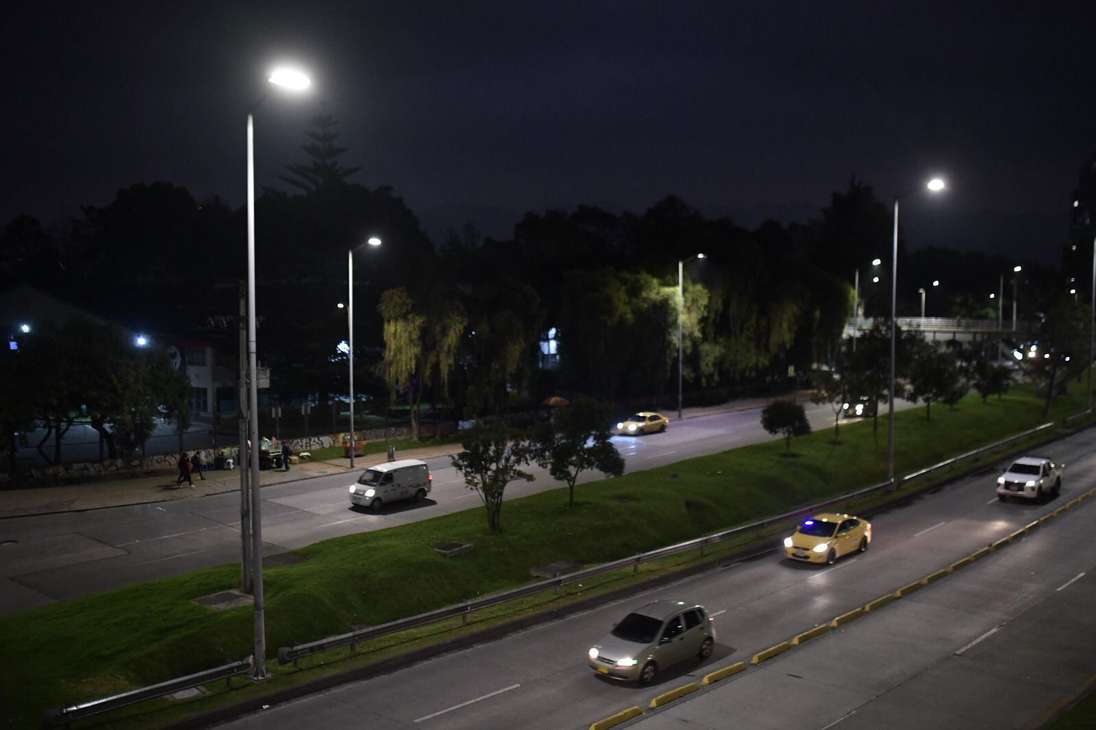 De 5:00 a.m. a 6:00 a.m. la afluencia de taxistas fue relativamente baja. Pasada esta hora, se dio inicio al plan tortuga en la avenida Boyacá, avenida Centenario, y Autonorte.