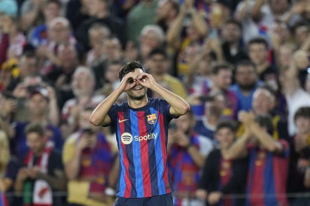 Barcelona sufrió pero sigue líder de la liga española