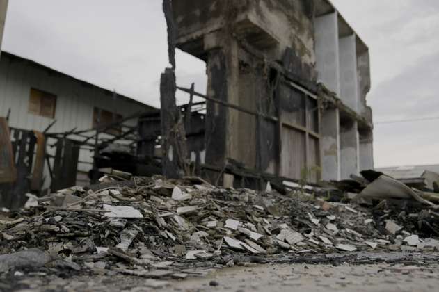Reconstrucción en 6 meses, la promesa rota del Gobierno tras incendio en Riosucio