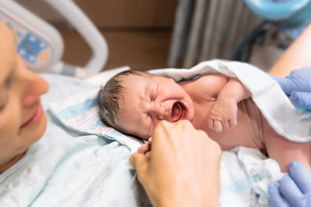 Fases del trabajo de parto: estos síntomas te servirán de guía