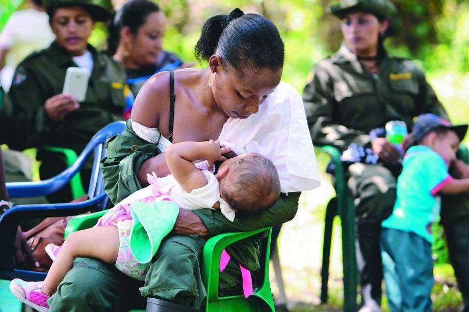 A decenas de mujeres en las FARC les practicaron abortos a la fuerza, en avanzado estado de embarazo, algunos de los bebés fueron extraídos vivos de sus úteros, posteriormente asesinados y sus cuerpos desaparecidos. Imagen de referencia.