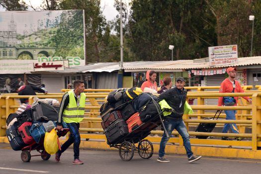 El gobierno de Ecuador le exige una visa "humanitaria" a los venezolanos desde agosto de 2019. / EFE