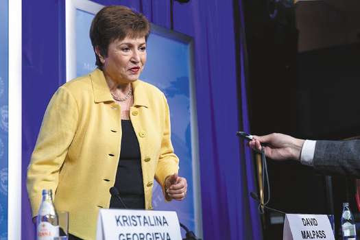 Kristalina Georgieva, cabeza del Fondo Monetario Internacional, acusada de corrupción con el Doing Business del Banco Mundial, de donde viene. (Samuel Corum/Getty Images)