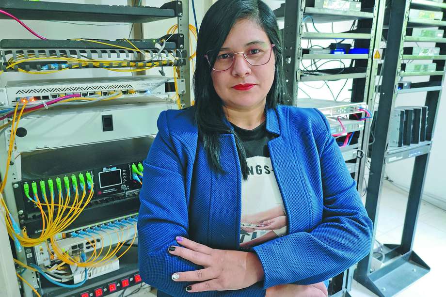 Ana María Martínez le pide al Gobierno que ayude a proteger la industria de los ISP en Colombia.