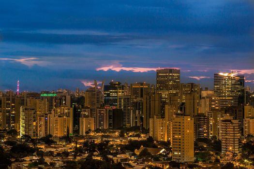 Panorámica de Sao Paulo, Brasil, donde se reunieron 5 mil personas para llevar a cabo la clase de matemáticas más grande del mundo. / Pixabay