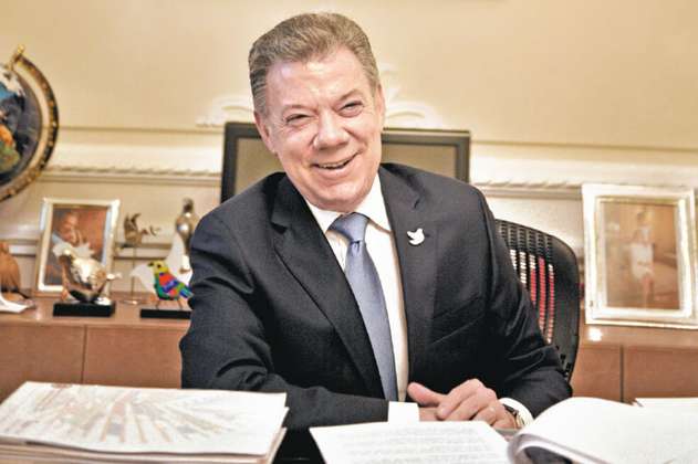 Santos defiende la paz por primera vez como expresidente