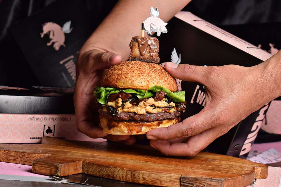 La Gladiadora, una de las hamburguesas que busca llevarse el premio a una de las mejores hamburguesa del Burger Máster 2023.