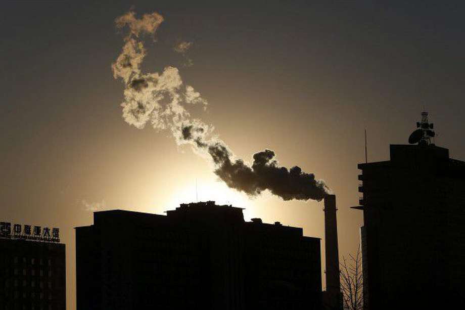 los futuros de carbono de la Unión Europea alcanzaron un récord, superando los 47 euros (US$56,68) por tonelada métrica.