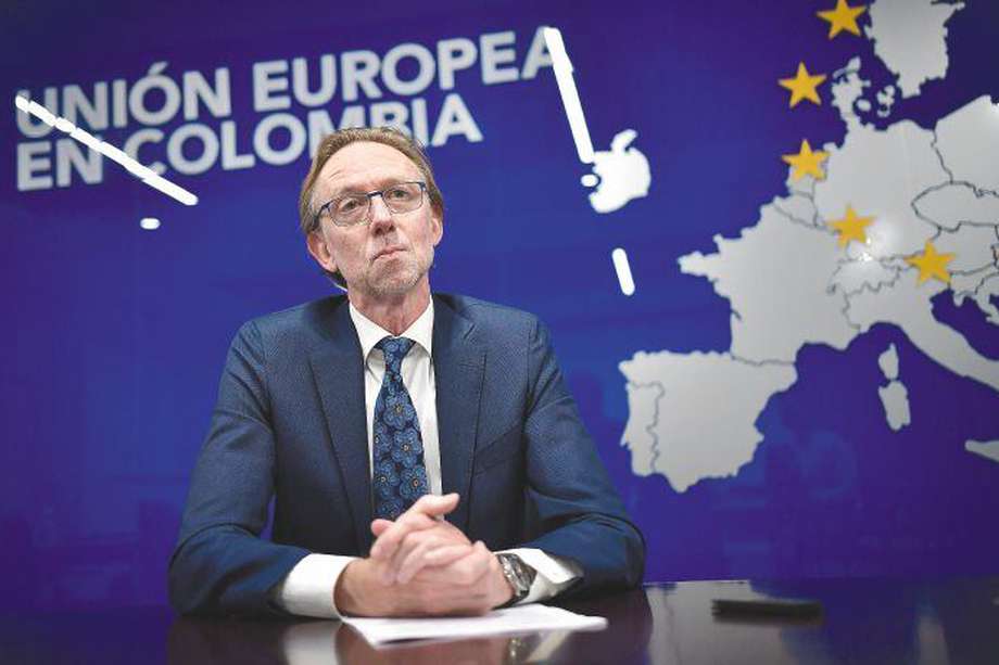 Desde noviembre de 2018, Lars Bredal es el jefe adjunto de la Delegación de la Unión Europea en Colombia. 