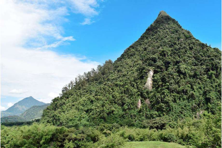 El municipio de Venecia (Antioquia) invita a reconectar el ser con el flujo de energía de la naturaleza, pues es un territorio bajo custodia ancestral. Este lugar alberga el Cerro Tusa.