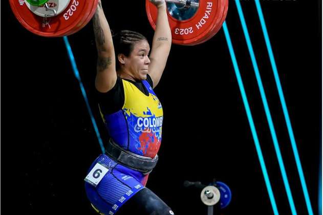 Hellen Escobar le dio tres nuevas medallas a Colombia en el Mundial de Pesas