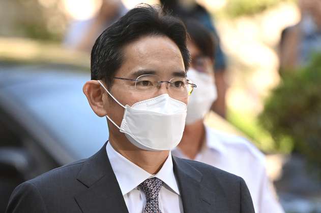Líder de Samsung regresa a los juzgados una semana después de ser liberado
