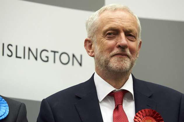 Partido Laborista británico suspende a Jeremy Corbyn por no combatir el antisemitismo