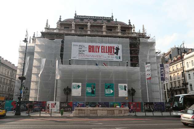 Campaña homófoba afecta 15 funciones de "Billy Elliot" en Hungría
