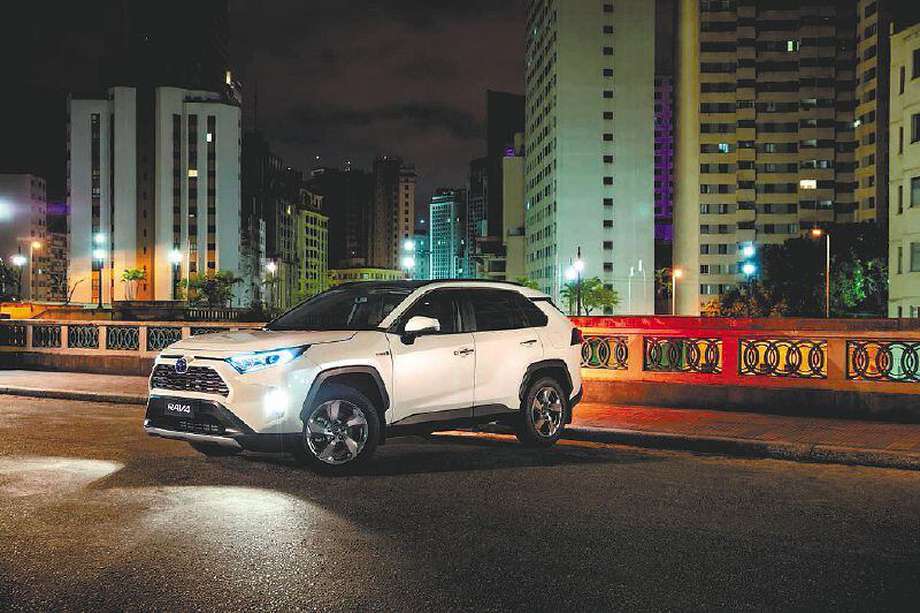 Toyota RAV4 ha sido el carro híbrido más vendido en Colombia en 2021