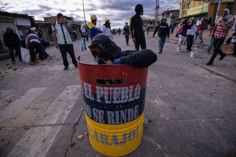 Guarnizo, de 29 años, recibió un impacto en su cabeza con un gas lacrimógeno.