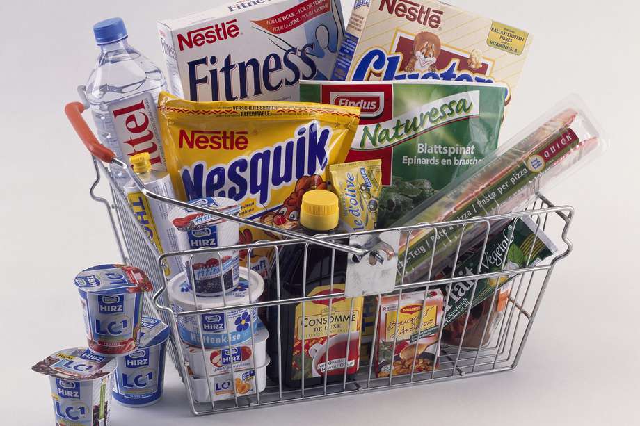 Esta semana se hizo público un documento interno en el que la empresa Nestlé reconocía que más del 60% de su portafolio de alimentos y bebidas incumplían con la “definición reconocida de salud”.