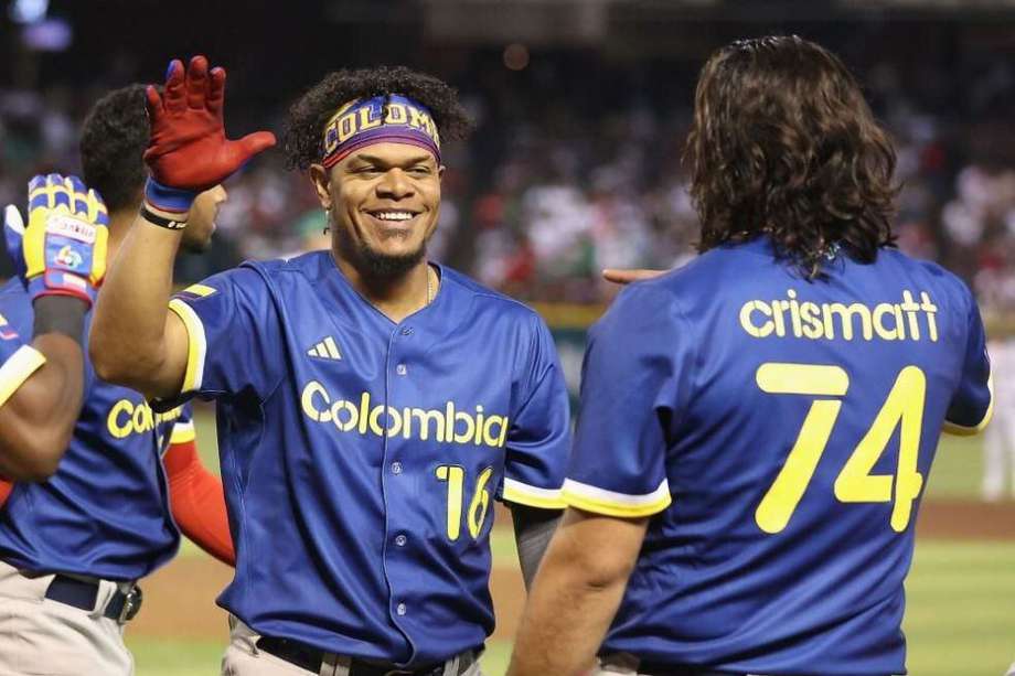 La selección colombiana de béisbol en su primer partido del Clásico Mundial.