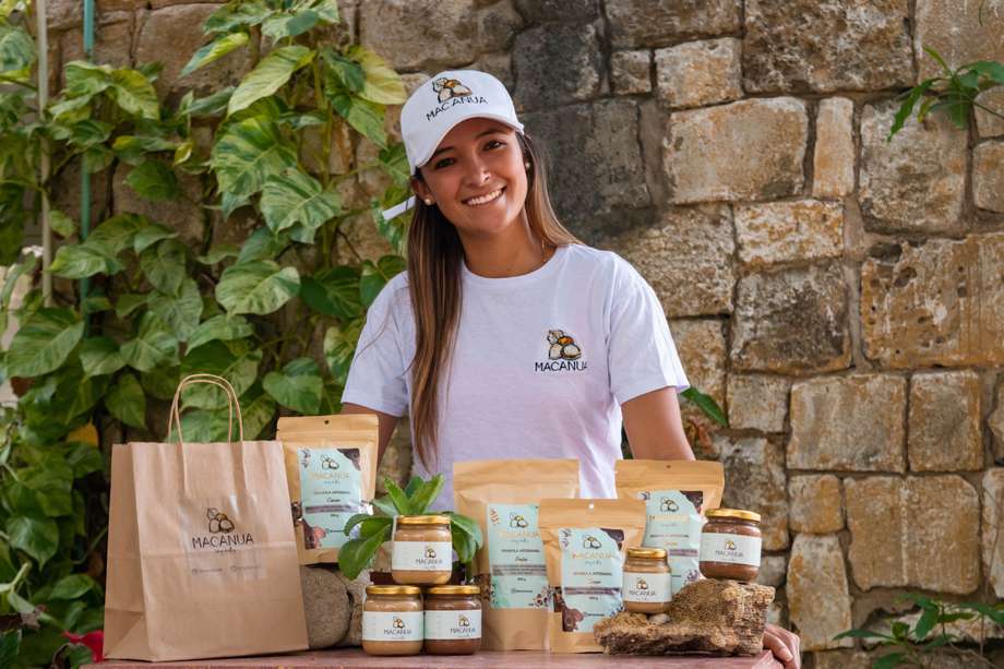Ella es María Camila Pavia, la emprendedora que le dio vida al proyecto 'Macanua', una idea de negocio que promueve la alimentación saludable.
