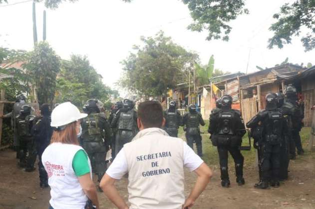 Congresistas piden al alcalde de Pereira asegurar vivienda digna para más de 180 familias desalojadas