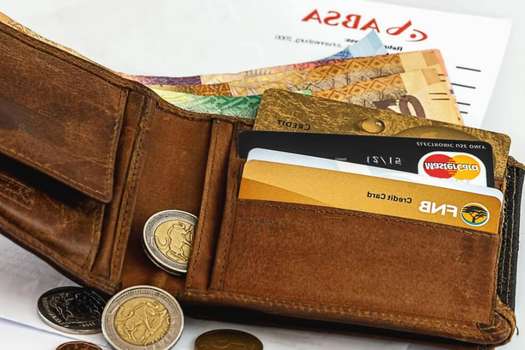 En 38 de los 40 países, los ciudadanos fueron abrumadoramente más propensos a retornar las billeteras perdidas con dinero que sin él. / Pixnio