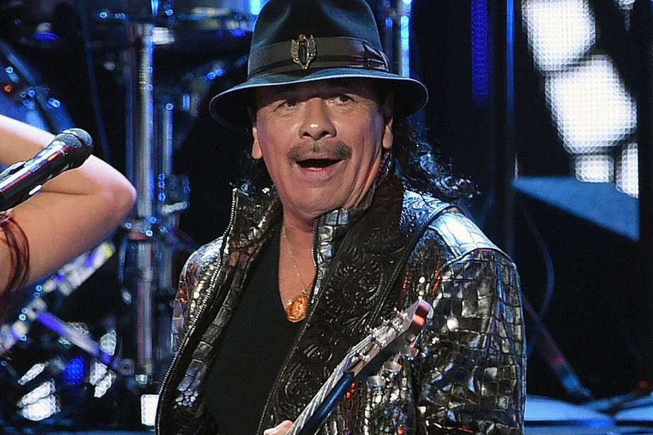 Carlos Santana está inmerso en su gira “Miraculous Supernatural 2022 Tour: Santana + Earth, Wind & Fire”.