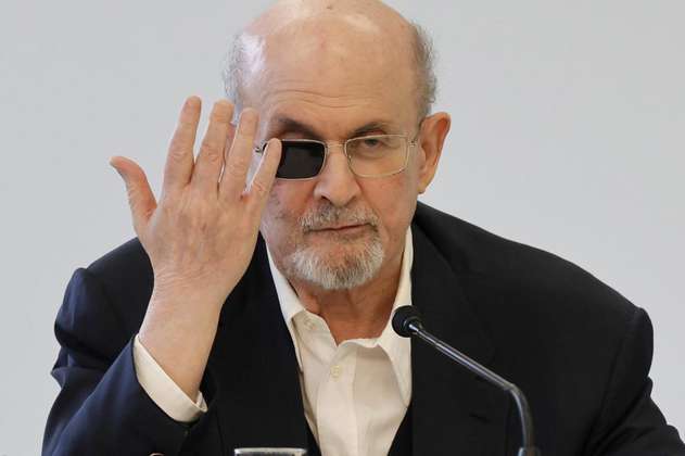 El escritor Salman Rushdie lanzará un libro sobre su intento de asesinato