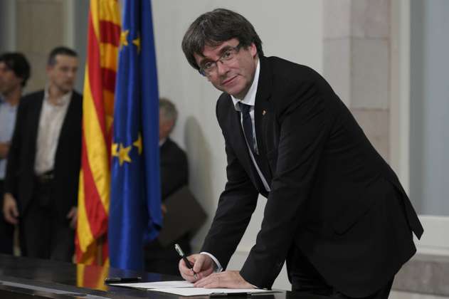 Grupos separatistas piden que se proclame la República catalana