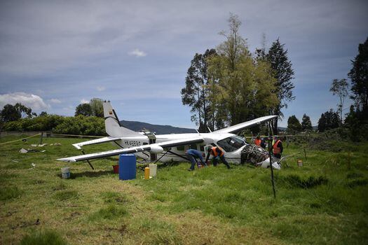 La emergencia quedó a cargo de los Bomberos Aeronáuticos.