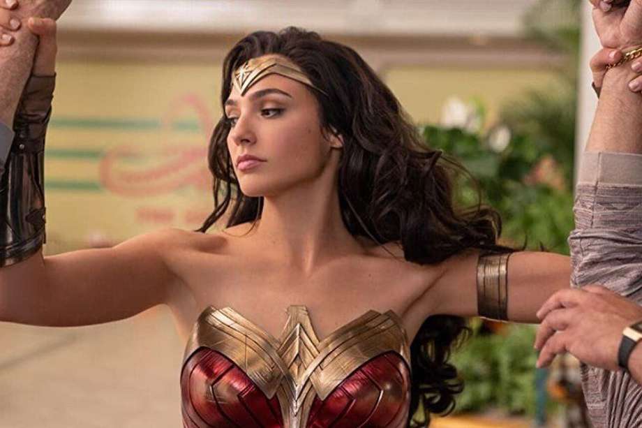 "Wonder Woman 1984" contará de nuevo con Gal Gadot como protagonista, además de incluir a actores como Pedro Pascal, Connie Nielsen, Chris Pine, Kristen Wiig y Robin Wright.