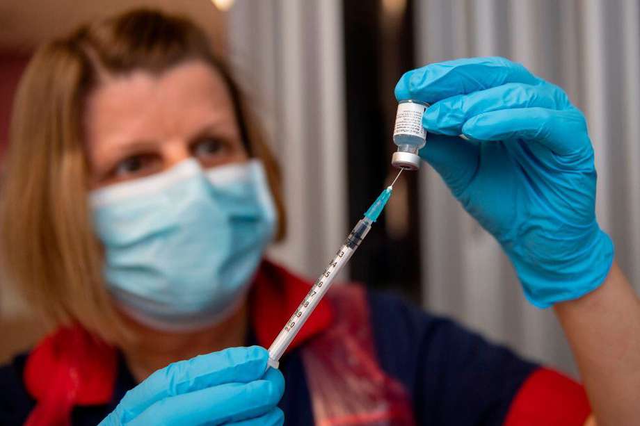 Hoy comenzó la jornada de vacunación contra el coronavirus en el Reino Unido.